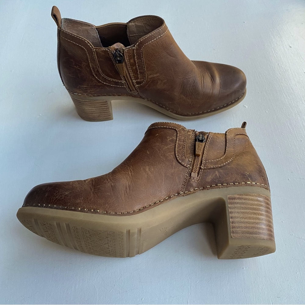 Dansko Brown Ankle Boots - Picture 3 of 9